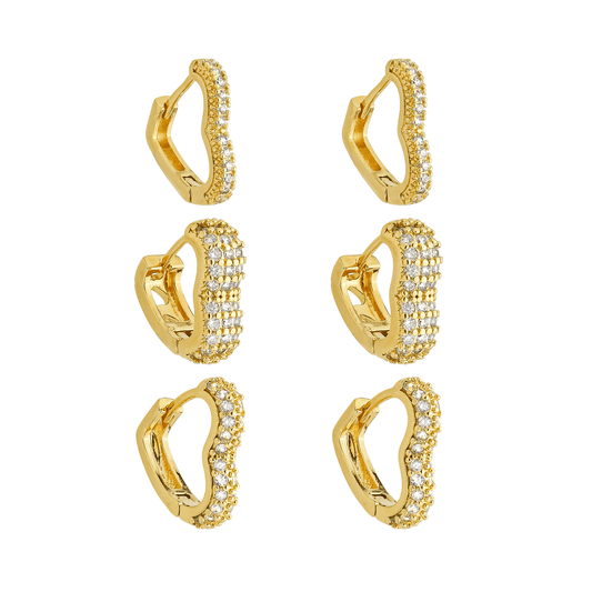 Trio Dourado de Argolinhas de Coração Cravejados de Zircônia