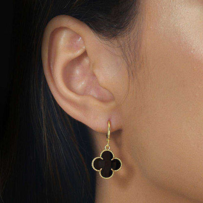 Brinco Dourado de Trevo com Zircônia Preta - Galeria
