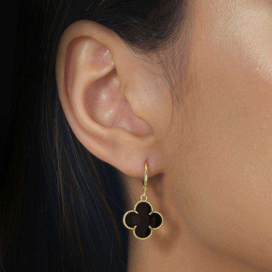 Brinco Dourado de Trevo com Zircônia Preta - Galeria