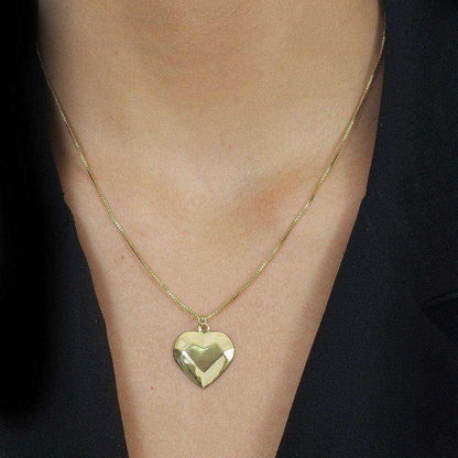 Colar Dourado de Coração Traços Retos - Galeria